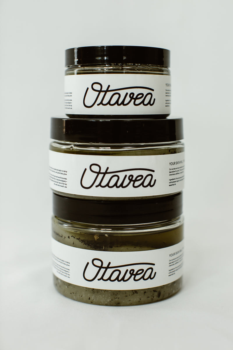 Size comparison of jars of Peppermint Body Scrub from Otavea